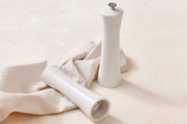 Le Creuset Modern Salt Mill 21cm WhiteWhite image number 6